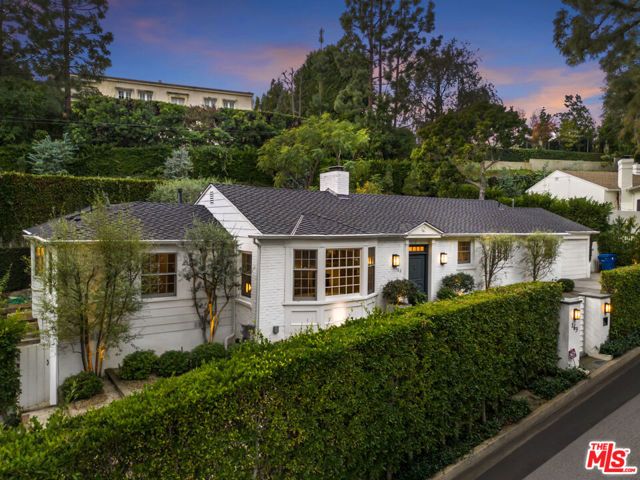 163 Acari Drive, Los Angeles, CA 90049