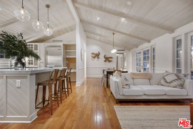 163 Acari Drive, Los Angeles, CA 90049