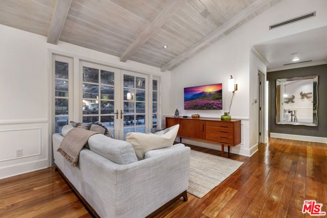 163 Acari Drive, Los Angeles, CA 90049