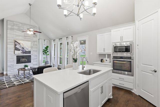 4556 Oriel Lane, Carrollton, TX 75010