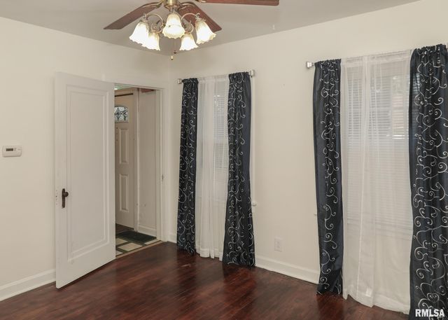 421 10TH Street A, Silvis, IL 61282