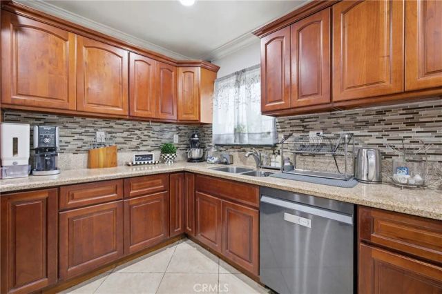156 E 49th, Long Beach, CA 90805