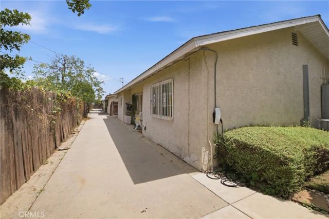156 E 49th, Long Beach, CA 90805