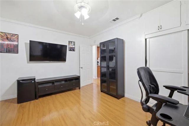 156 E 49th, Long Beach, CA 90805