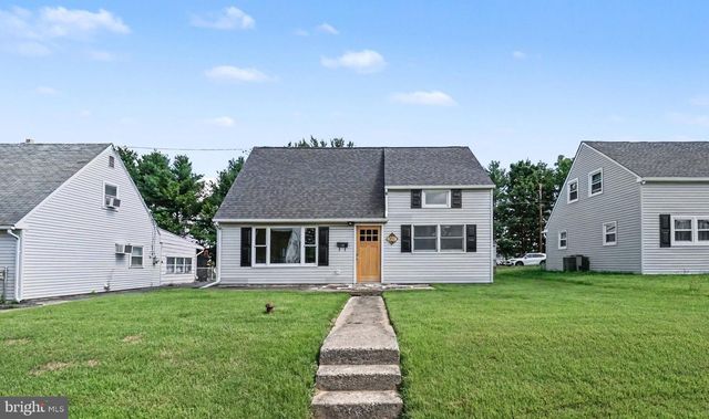 351 W BEECH ST, Pottstown, PA 19464