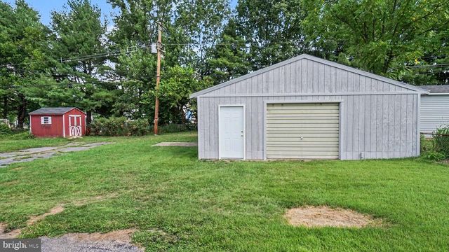 351 W BEECH ST, Pottstown, PA 19464