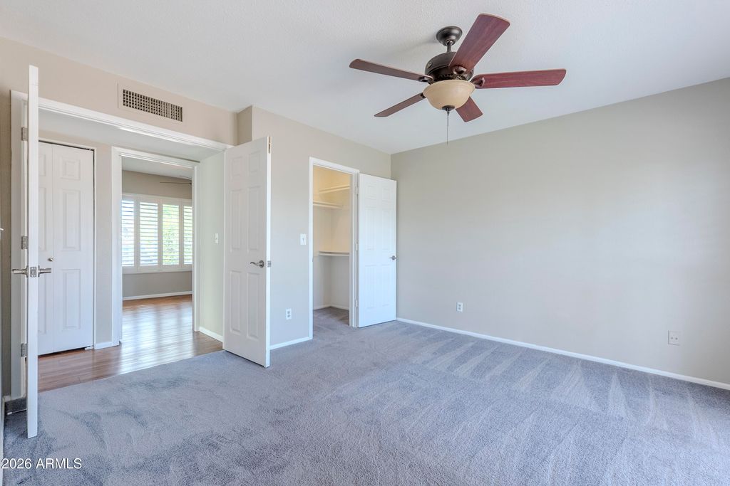 Image 13 of property listing at 2315 W Sagebrush Drive, Chandler, AZ 85224