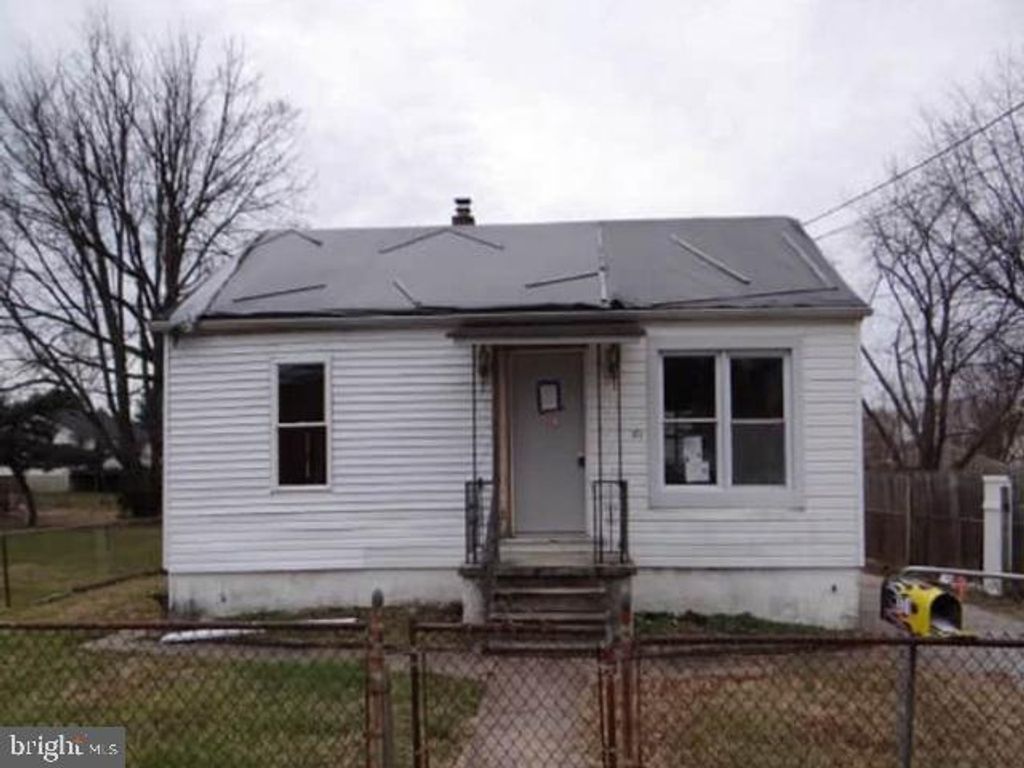 371 TOWNSEND RD, Baltimore, MD 21221