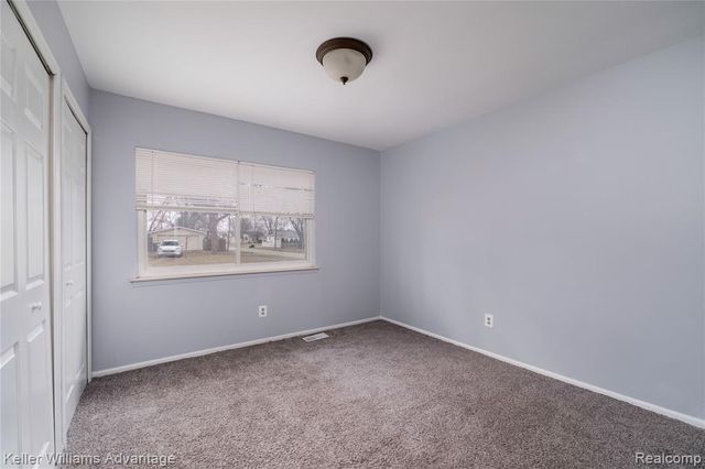 21740 Colgate Street, Farmington, MI 48336