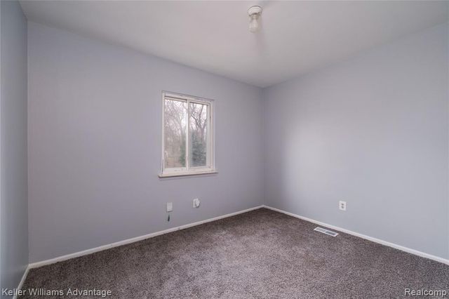 21740 Colgate Street, Farmington, MI 48336