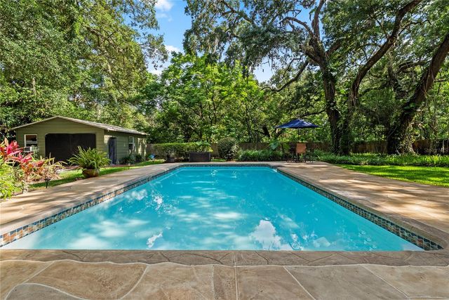2503 HIGH OAKS LANE, Lutz, FL 33559