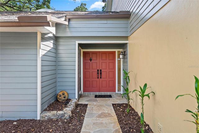 2503 HIGH OAKS LANE, Lutz, FL 33559