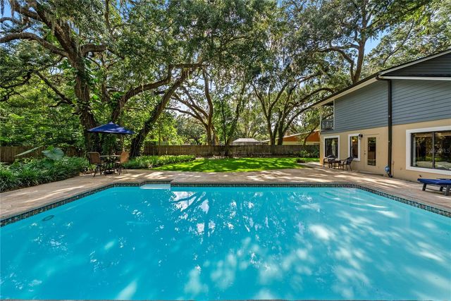 2503 HIGH OAKS LANE, Lutz, FL 33559