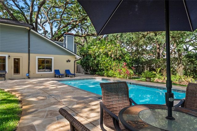 2503 HIGH OAKS LANE, Lutz, FL 33559