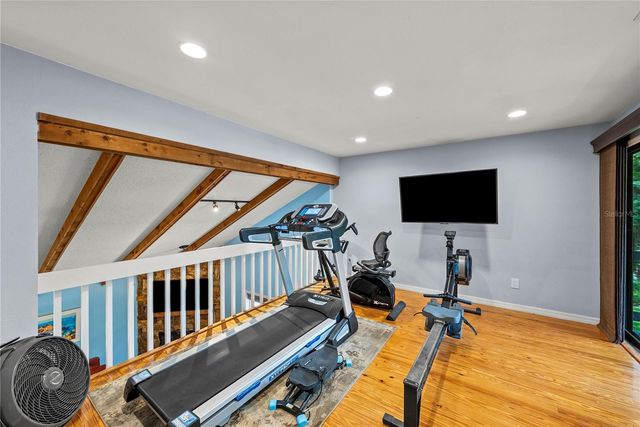 2503 HIGH OAKS LANE, Lutz, FL 33559