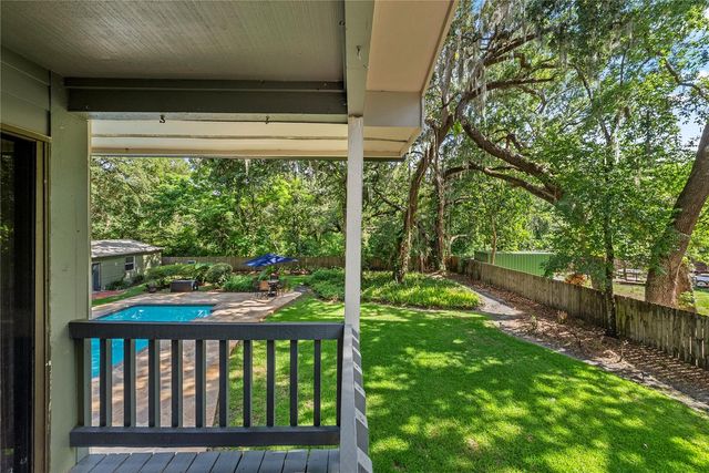2503 HIGH OAKS LANE, Lutz, FL 33559