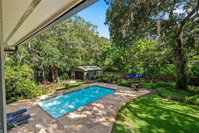 2503 HIGH OAKS LANE, Lutz, FL 33559