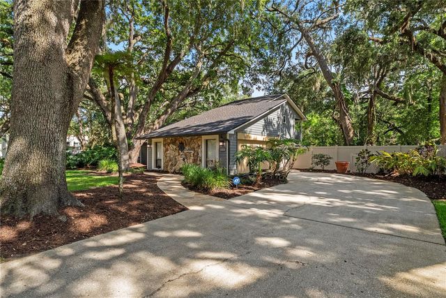 2503 HIGH OAKS LANE, Lutz, FL 33559