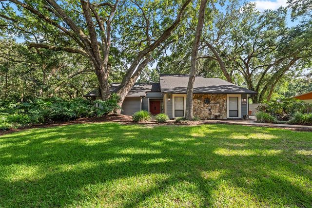 2503 HIGH OAKS LANE, Lutz, FL 33559