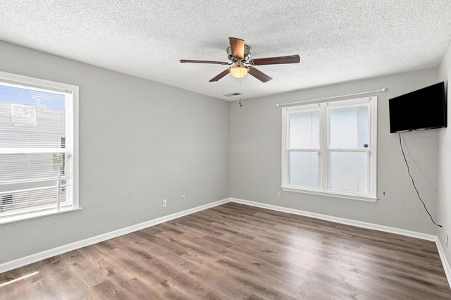 135 Williamsburg Dr., Little River, SC 29566