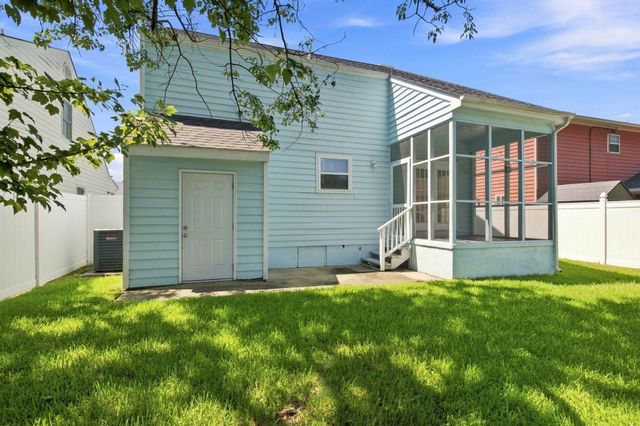 135 Williamsburg Dr., Little River, SC 29566