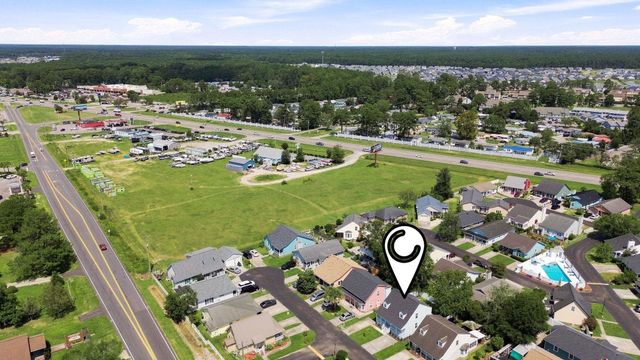 135 Williamsburg Dr., Little River, SC 29566
