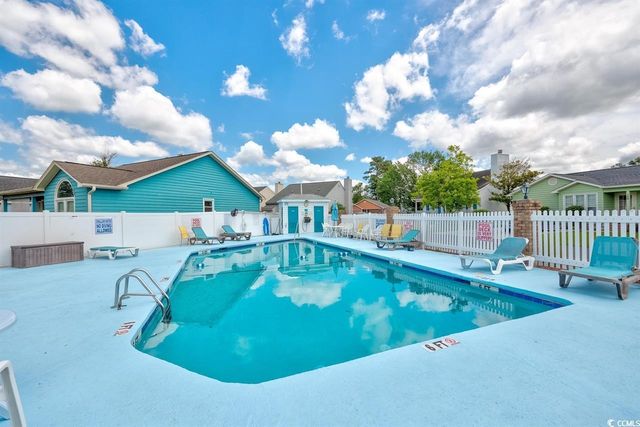 135 Williamsburg Dr., Little River, SC 29566
