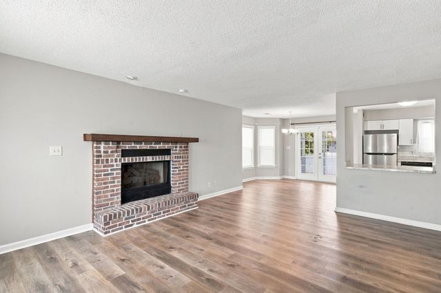 135 Williamsburg Dr., Little River, SC 29566