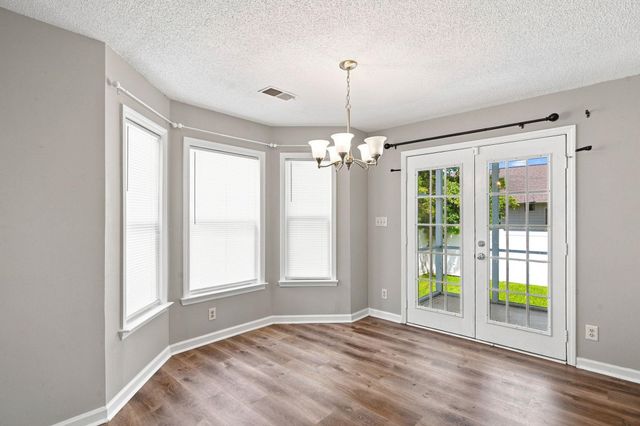 135 Williamsburg Dr., Little River, SC 29566