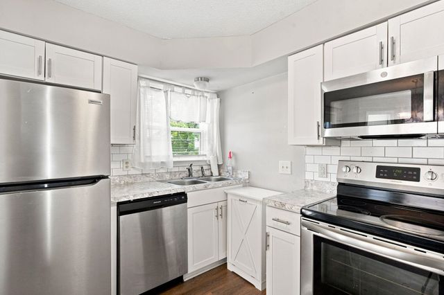 135 Williamsburg Dr., Little River, SC 29566