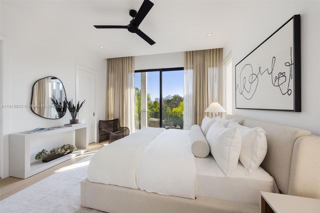 94 SW 28th Rd 3, Miami, FL 33129