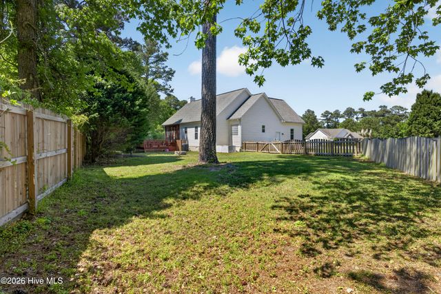421 Celtic Ash Street, Sneads Ferry, NC 28460