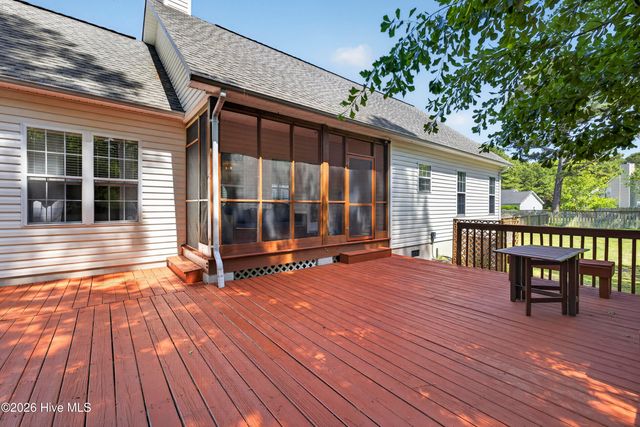 421 Celtic Ash Street, Sneads Ferry, NC 28460