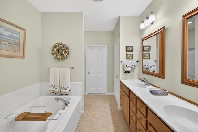 9 Madison Reach, Plymouth, MA 02360