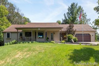 2484 Shadow Lake Court, Grand Rapids, MI 49505
