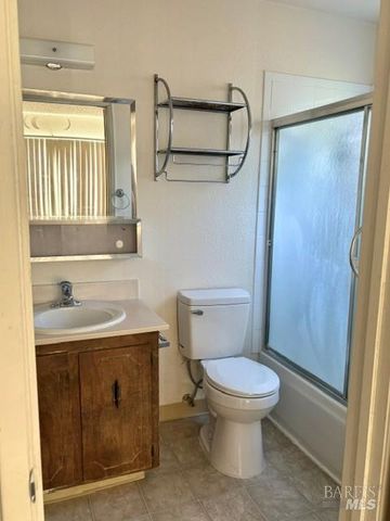 276 Livingston Ave, Vacaville, CA 95687