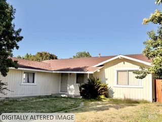 276 Livingston Ave, Vacaville, CA 95687