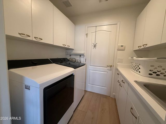 7979 E PRINCESS Drive 14, Scottsdale, AZ 85255