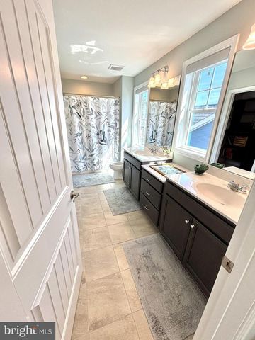 38876 SANDPIPER CIR, Frankford, DE 19945