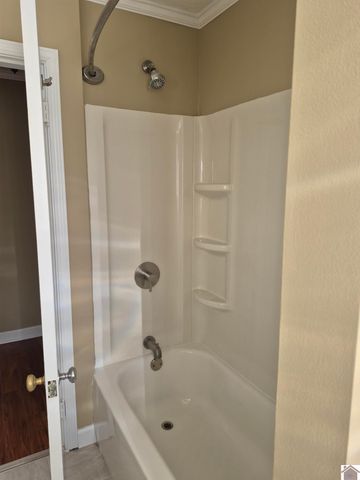 103 Farley Heights, Benton, KY 42025