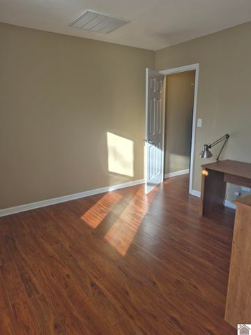 103 Farley Heights, Benton, KY 42025