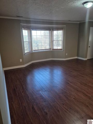 103 Farley Heights, Benton, KY 42025