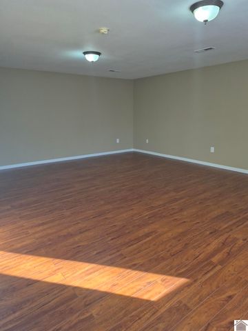 103 Farley Heights, Benton, KY 42025