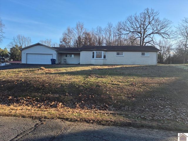 103 Farley Heights, Benton, KY 42025