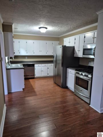 103 Farley Heights, Benton, KY 42025