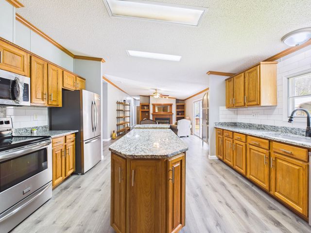 141 County Road 215, Niota, TN 37826