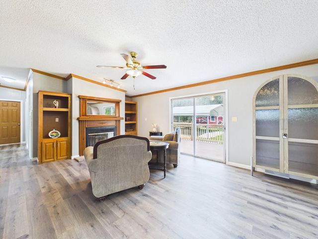 141 County Road 215, Niota, TN 37826