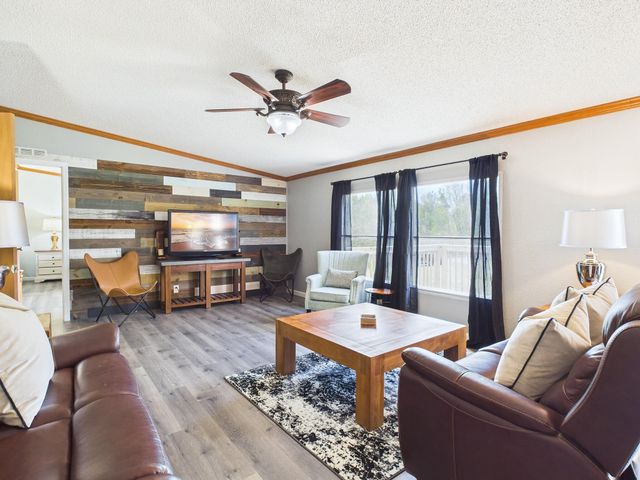 141 County Road 215, Niota, TN 37826