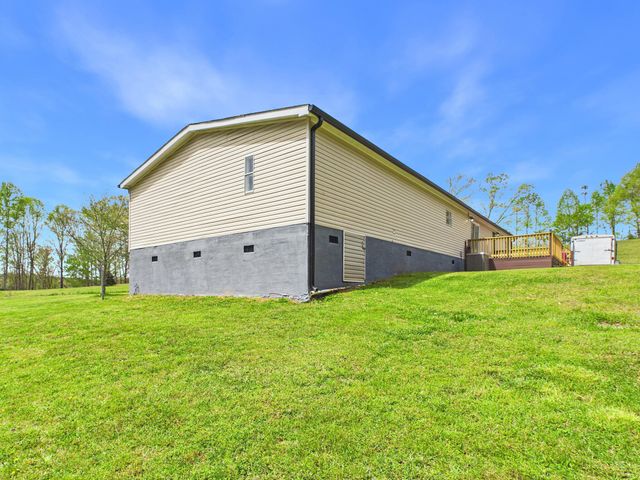 141 County Road 215, Niota, TN 37826