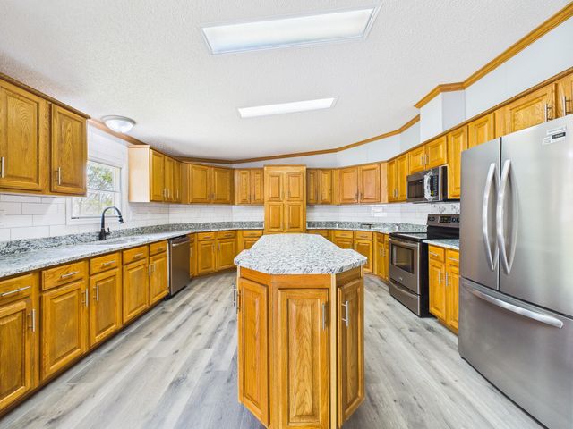 141 County Road 215, Niota, TN 37826
